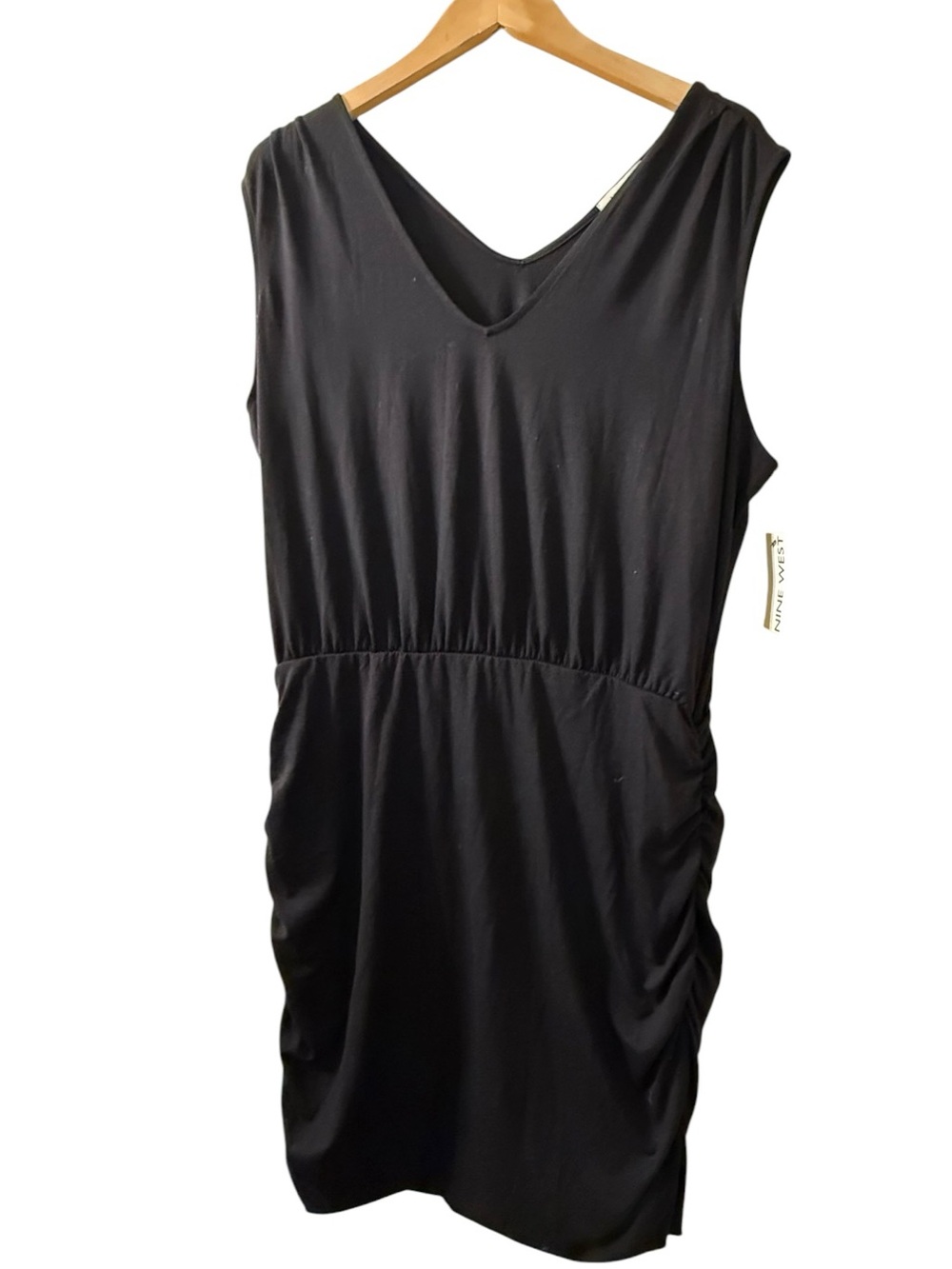 Nine West Black V-Neck Sleeveless Ruched Waist Dress